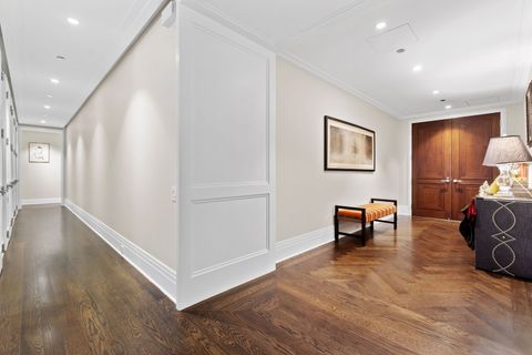 Tiny photo for 159 E WALTON Place #5C, Chicago, IL 60611 (MLS # 12412597)