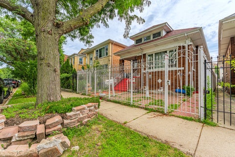 Tiny photo for 6023 S Talman Avenue, Chicago, IL 60629 (MLS # 12705281)