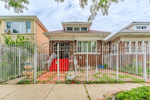 Photo of 6023 S Talman Avenue, Chicago, IL 60629 (MLS # 12705281)