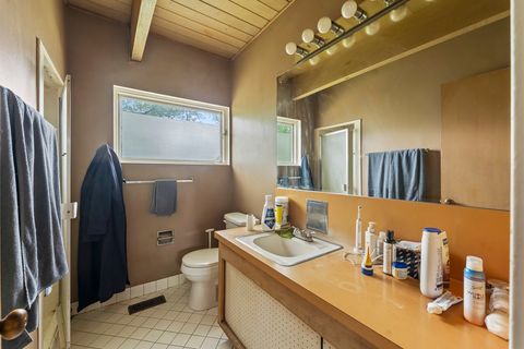Tiny photo for 431 S Saint Marys Road, Libertyville, IL 60048 (MLS # 12653527)