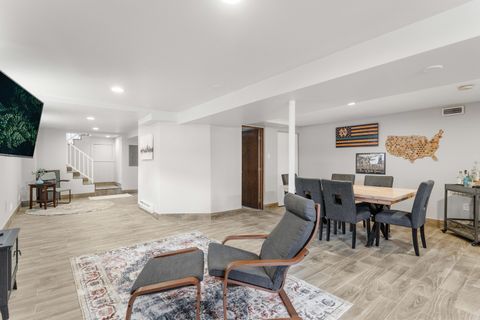 Tiny photo for 3201 Park Avenue, Brookfield, IL 60513 (MLS # 12578027)