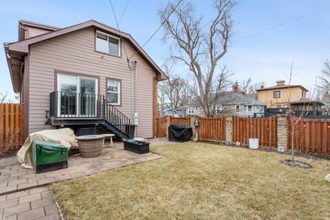 Tiny photo for 3201 Park Avenue, Brookfield, IL 60513 (MLS # 12578027)