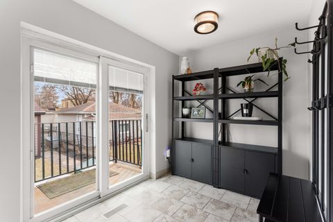 Tiny photo for 3201 Park Avenue, Brookfield, IL 60513 (MLS # 12578027)