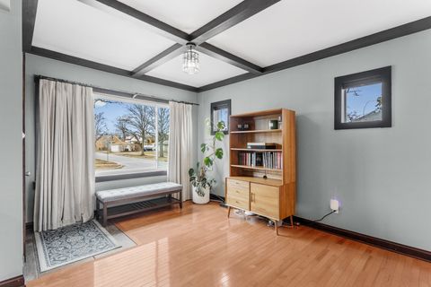 Tiny photo for 3201 Park Avenue, Brookfield, IL 60513 (MLS # 12578027)