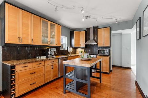 Tiny photo for 3201 Park Avenue, Brookfield, IL 60513 (MLS # 12578027)