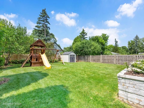 Tiny photo for 8 Mohawk Drive, Clarendon Hills, IL 60514 (MLS # 12715216)