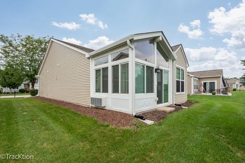 Tiny photo for 704 Flag Drive, Shorewood, IL 60404 (MLS # 12495642)