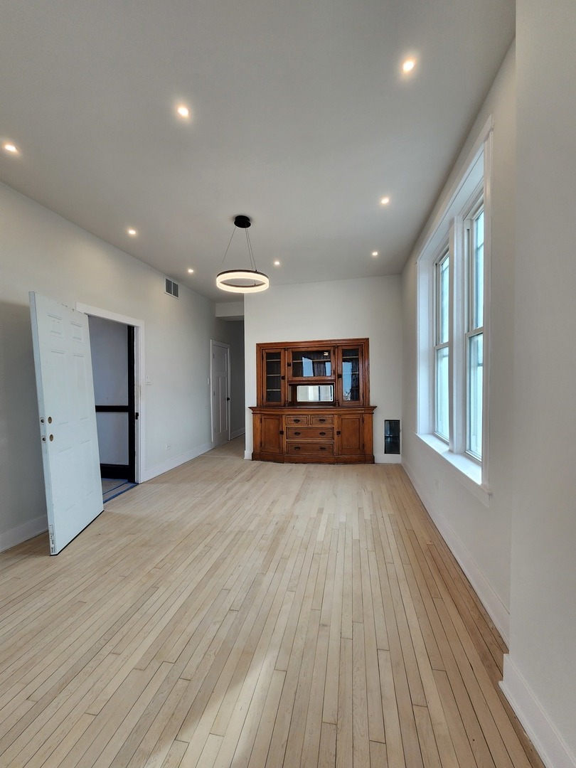 2345 W 23rd Street 3