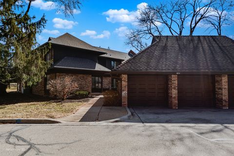 Tiny photo for 3811 Mission Hills Road, Northbrook, IL 60062 (MLS # 12581966)