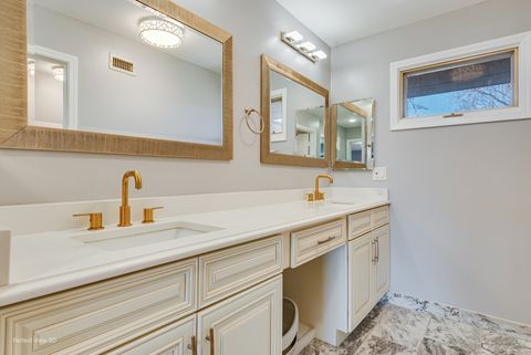 Tiny photo for 3811 Mission Hills Road, Northbrook, IL 60062 (MLS # 12581966)