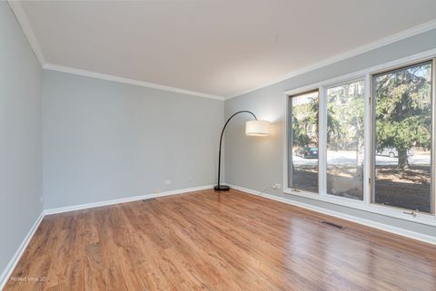 Tiny photo for 3811 Mission Hills Road, Northbrook, IL 60062 (MLS # 12581966)