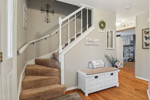 Tiny photo for 693 Exmoor Terrace, Crystal Lake, IL 60014 (MLS # 12581056)