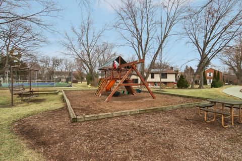 Tiny photo for 693 Exmoor Terrace, Crystal Lake, IL 60014 (MLS # 12581056)