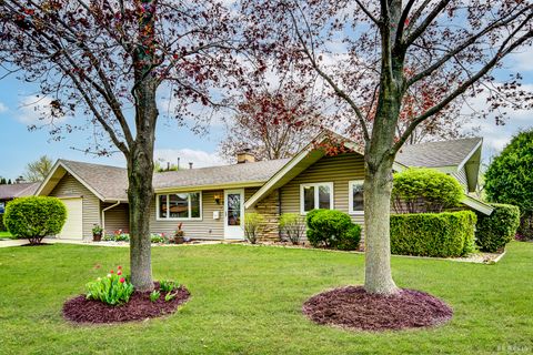 Tiny photo for 1904 Winston Lane, Schaumburg, IL 60193 (MLS # 12629104)
