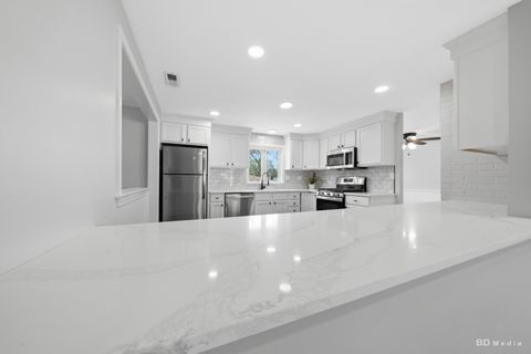 Tiny photo for 1904 Winston Lane, Schaumburg, IL 60193 (MLS # 12629104)