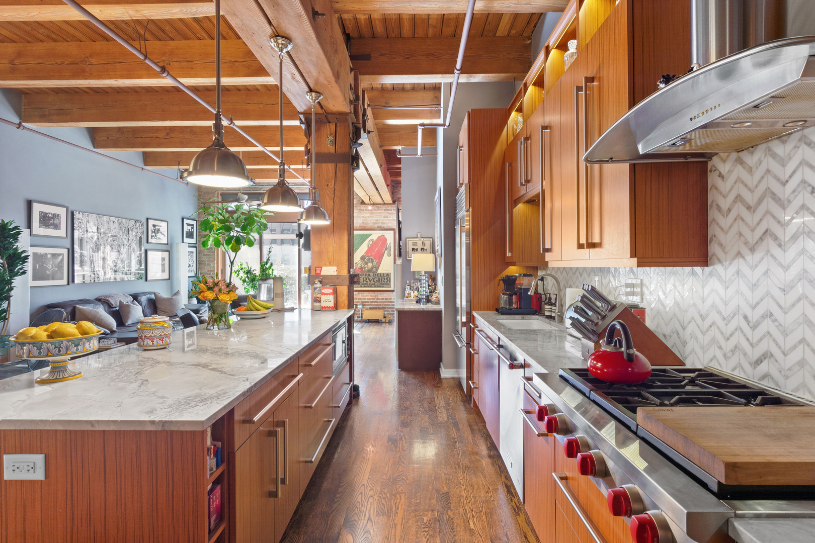 360 W Illinois Street 313