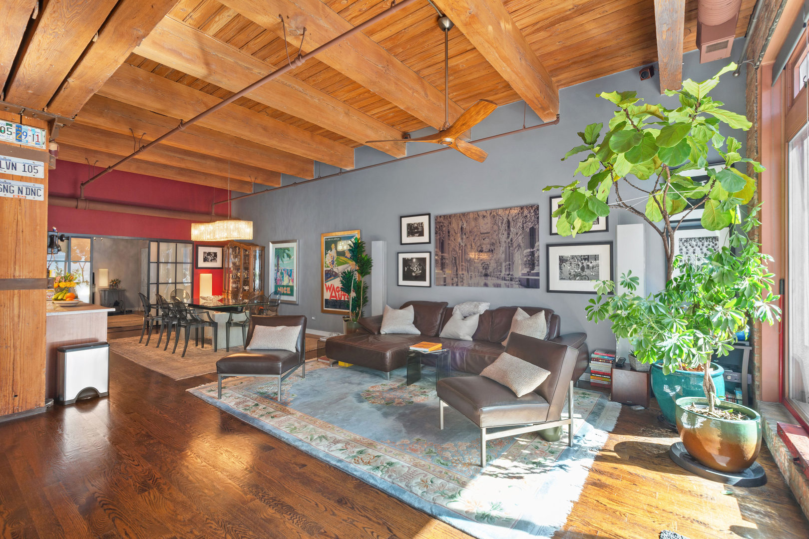 360 W Illinois Street 313