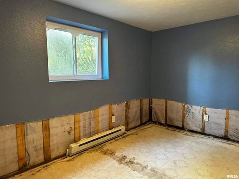 Tiny photo for 13253 N GREENBRIAR Road, Carterville, IL 62918 (MLS # EB460153)