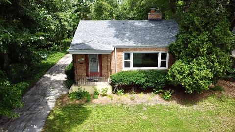 Tiny photo for 2444 183rd Street, Homewood, IL 60430 (MLS # 12689529)