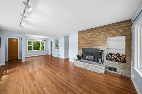 Tiny photo for 2444 183rd Street, Homewood, IL 60430 (MLS # 12689529)