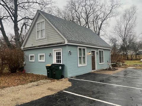 Tiny photo for 1009 61st Street, La Grange Highlands, IL 60525 (MLS # 12543307)