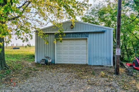 Tiny photo for 1508 E 18th Road, Streator, IL 61364 (MLS # 12499339)
