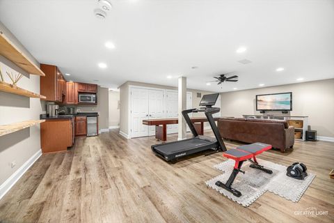 Tiny photo for 607 E Prairie Avenue, Wheaton, IL 60187 (MLS # 12551488)