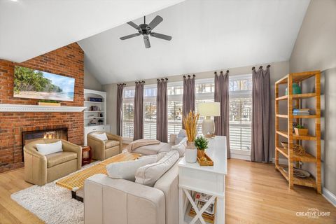 Tiny photo for 607 E Prairie Avenue, Wheaton, IL 60187 (MLS # 12551488)