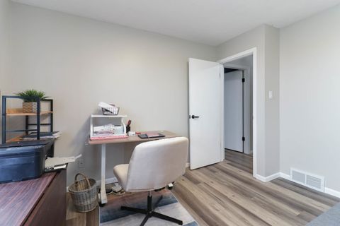 Tiny photo for 401 W Boundary Street, Stanford, IL 61774 (MLS # 12593399)