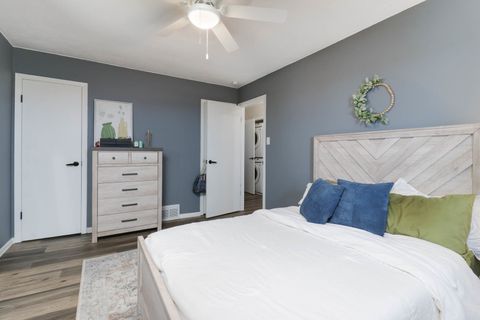 Tiny photo for 401 W Boundary Street, Stanford, IL 61774 (MLS # 12593399)