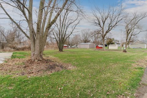 Tiny photo for 401 W Boundary Street, Stanford, IL 61774 (MLS # 12593399)