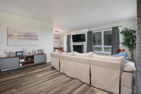 Tiny photo for 401 W Boundary Street, Stanford, IL 61774 (MLS # 12593399)