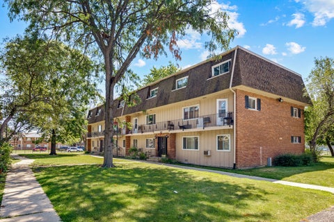 Photo of 2308 Algonquin Road #7, Rolling Meadows, IL 60008 (MLS # 12720494)