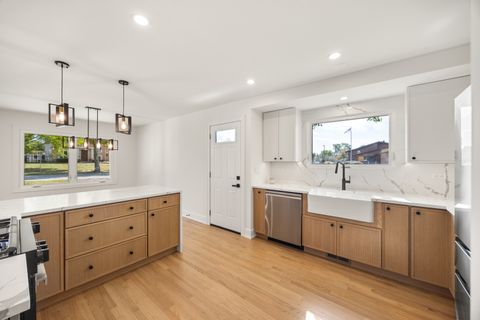 Tiny photo for 158 S Prairie Avenue, Bloomingdale, IL 60108 (MLS # 12491606)