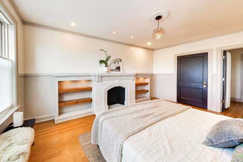 Tiny photo for 2345 W Glenlake Avenue #1, Chicago, IL 60659 (MLS # 12646951)