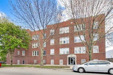 Photo of 2345 W Glenlake Avenue #1, Chicago, IL 60659 (MLS # 12646951)