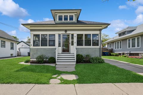 18 N Worth Avenue, Elgin, IL 60123 - #: 12631242