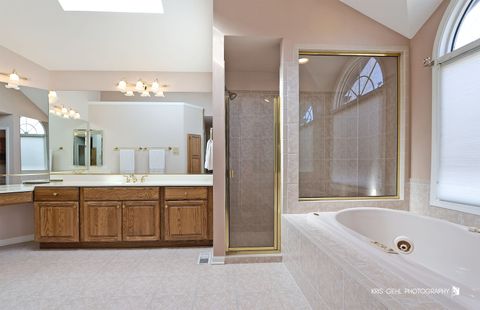 Tiny photo for 1283 Cranbrook Circle, Aurora, IL 60502 (MLS # 12580576)