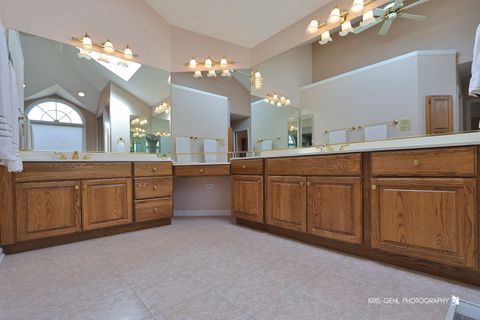 Tiny photo for 1283 Cranbrook Circle, Aurora, IL 60502 (MLS # 12580576)