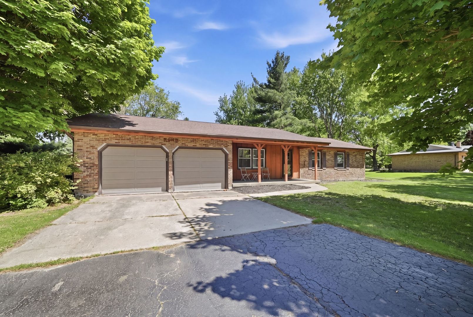 5645 S Beebe Drive