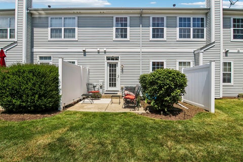 Tiny photo for 2726 Kendall Crossing, McHenry, IL 60051 (MLS # 12651313)