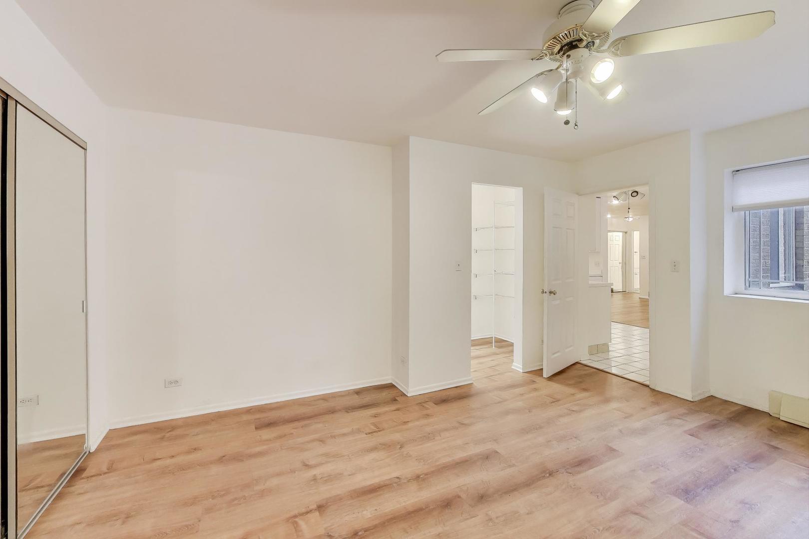 5400 N Sheridan Road 210