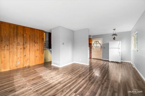 Tiny photo for 28 Seneca Drive, Montgomery, IL 60538 (MLS # 12589499)