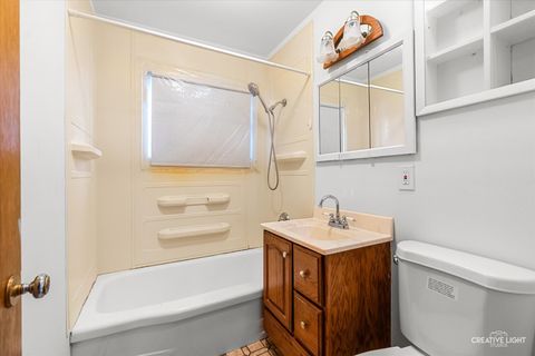 Tiny photo for 28 Seneca Drive, Montgomery, IL 60538 (MLS # 12589499)