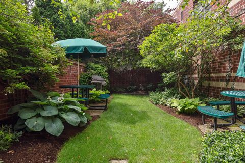 Tiny photo for 1107 Greenleaf Avenue #2F, Wilmette, IL 60091 (MLS # 12676368)