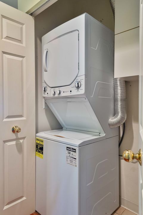 Tiny photo for 1107 Greenleaf Avenue #2F, Wilmette, IL 60091 (MLS # 12676368)