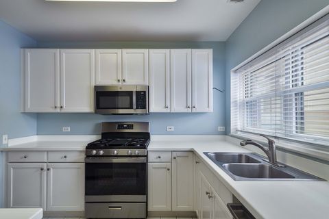 Tiny photo for 1107 Greenleaf Avenue #2F, Wilmette, IL 60091 (MLS # 12676368)