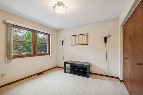 Tiny photo for 1653 McCraren Road, Highland Park, IL 60035 (MLS # 12500090)
