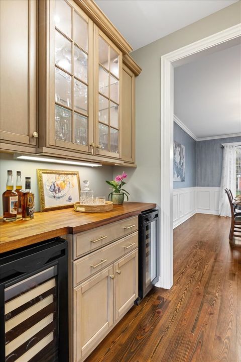 Tiny photo for 1021 Linden Lane, Glenview, IL 60025 (MLS # 12627069)