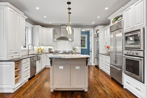 Tiny photo for 1021 Linden Lane, Glenview, IL 60025 (MLS # 12627069)